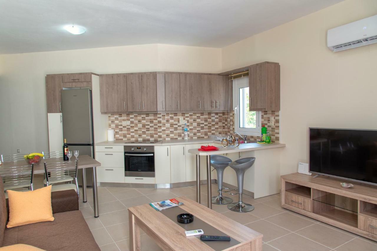 Lazaros Home Palekastro Buitenkant foto